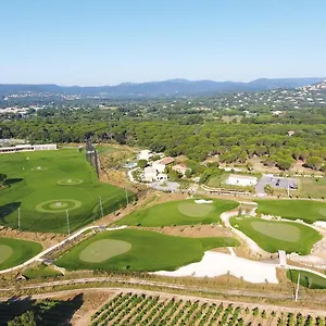 https://luxury-apartment-in-port-grimaud.fr-provencehotel.com
